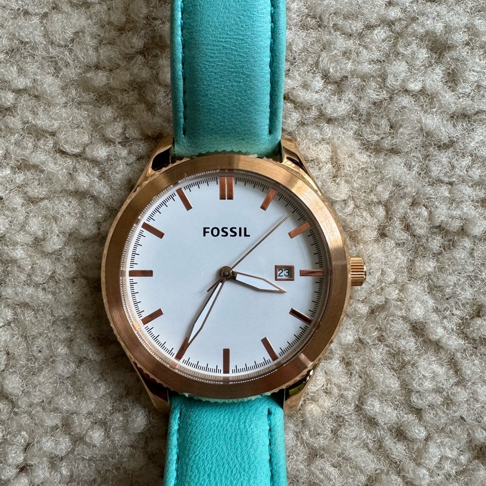 Fossil Watch - Picture 3 of 10